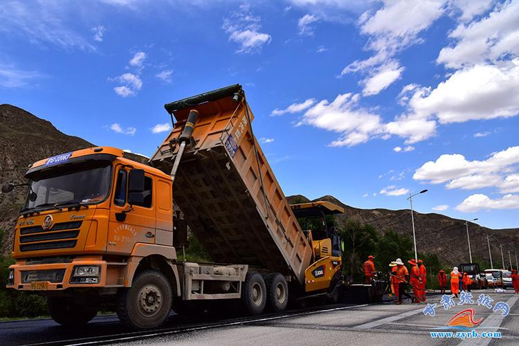 肃南县加大公路养护确保牧区交通安全畅通