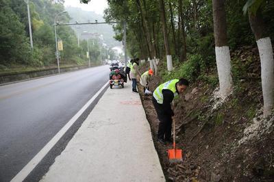 【关注春运】多措并举保春运,公路养护在行动