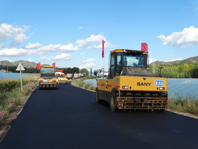 赤峰市21项公路养护工程顺利完工通车