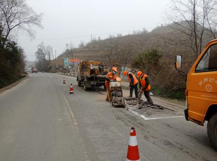 大方公路管理段 疫情防控不松劲 公路养护抓得紧
