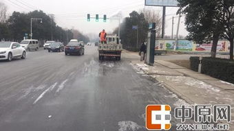 荥阳市公路局公路养护 不降温 安全保畅 不打烊
