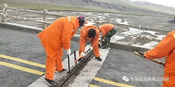 曲麻莱段紧抓夏季公路养护黄金时间,深入推进公路养护各项工作不松劲